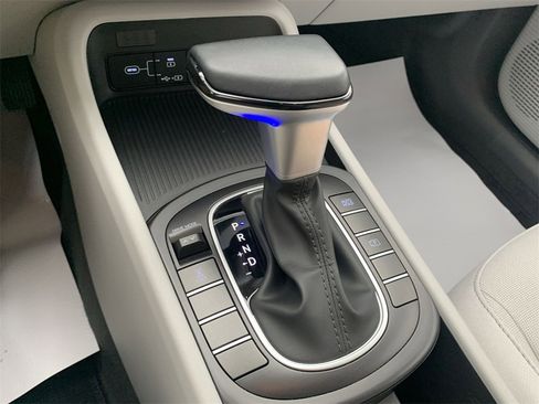 Used 2024 Hyundai Kona SEL image 20