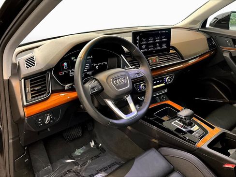 Used 2023 Audi Q5 2.0T Premium Plus w/ Premium Plus Package AWD/4WD image 18