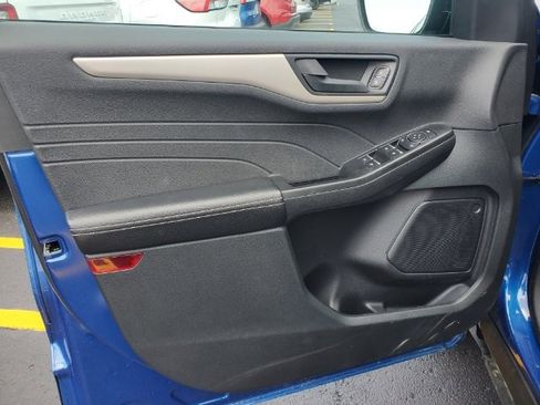 Used 2022 Ford Escape SE w/ Convenience Package image 8