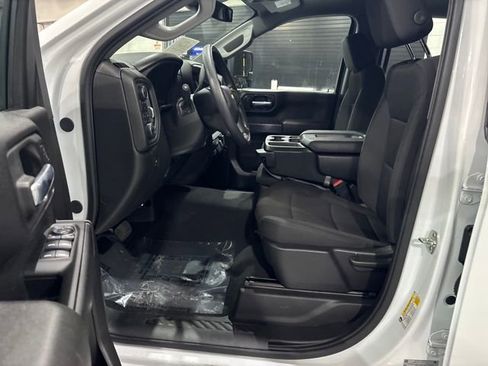 Used 2025 Chevrolet Silverado 2500 W/T w/ WT/CX Safety Package image 11