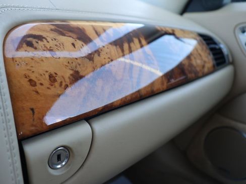 Used 2008 Jaguar XK Convertible image 33