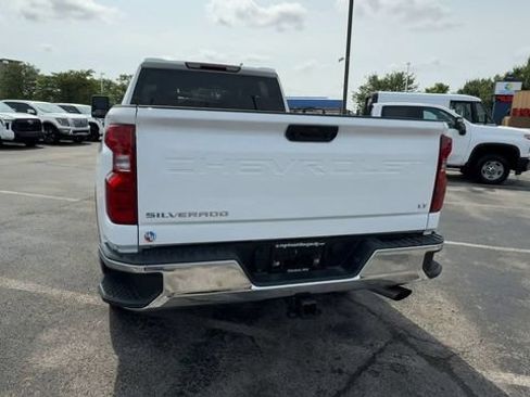 Used 2025 Chevrolet Silverado 2500 LT w/ Convenience Package AWD/4WD image 7