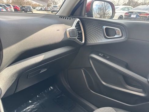 Used 2020 Kia Soul S image 26