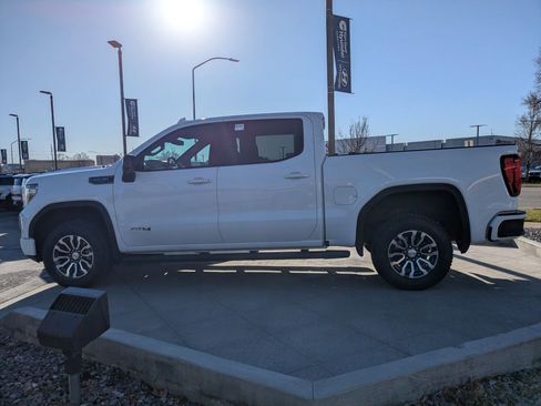 Used 2021 GMC Sierra 1500 AT4 image 9