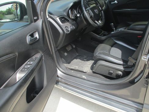 Used 2016 Dodge Journey Crossroad w/ Popular Equipment Group AWD/4WD image 9