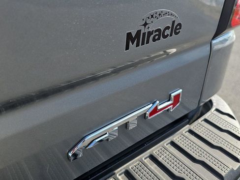 Used 2025 GMC Sierra 1500 AT4 image 37