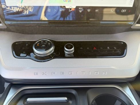 New 2025 Ford Expedition Max Active image 11