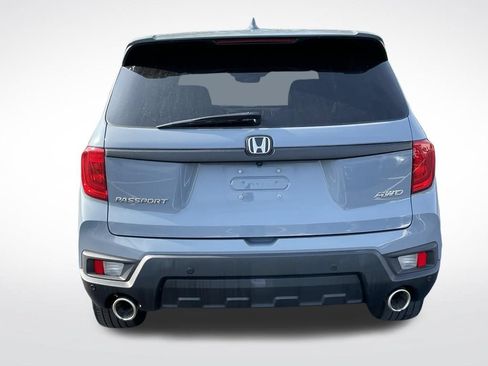 Used 2023 Honda Passport EX-L image 4