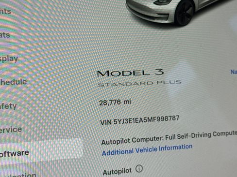 Used 2021 Tesla Model 3 Standard Range Plus image 26