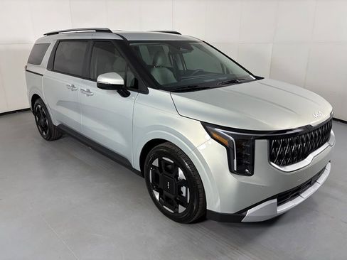 New 2026 Kia Carnival EX FWD image 2