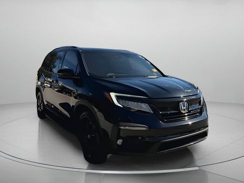 Used 2021 Honda Pilot Black Edition image 3