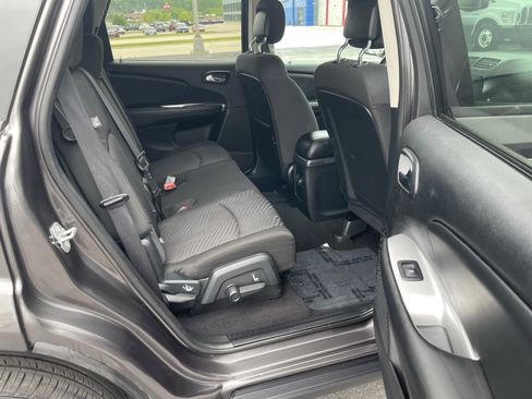 Used 2016 Dodge Journey SXT w/ Premium Group AWD/4WD image 25