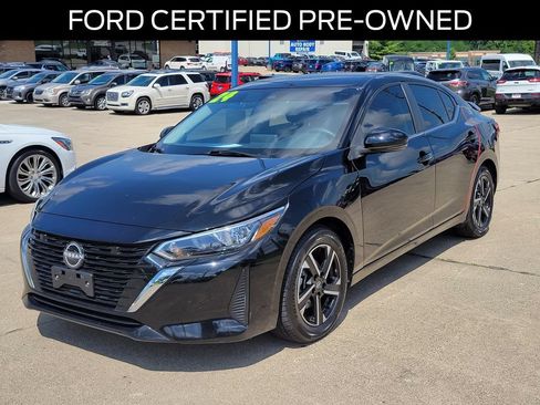 Used 2024 Nissan Sentra SV FWD image 2
