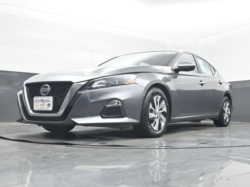 Used 2022 Nissan Altima 2.5 S image 23