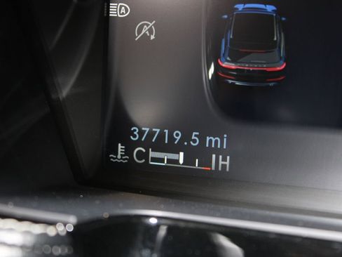 Used 2023 Lincoln Corsair Reserve w/ Equipment Group 201A image 21