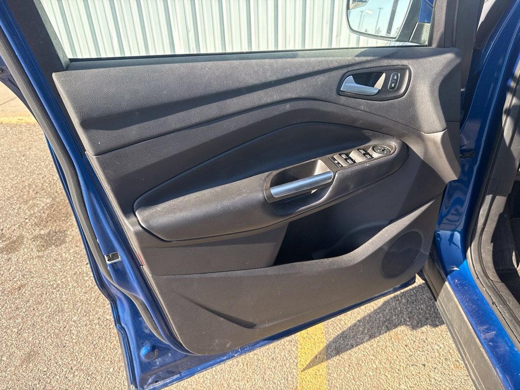 Used 2019 Ford Escape SE FWD image 13