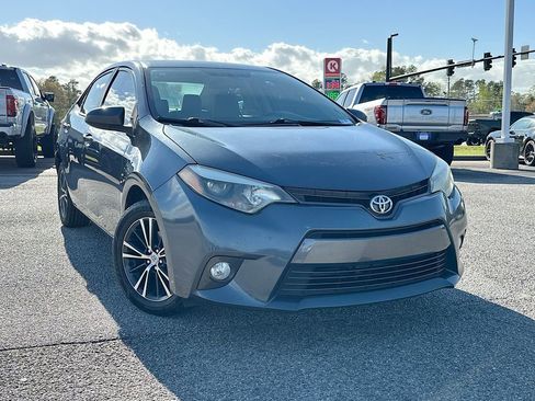 Used 2016 Toyota Corolla LE image 1