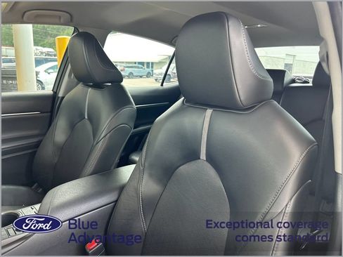 Used 2024 Toyota Camry XSE FWD image 11