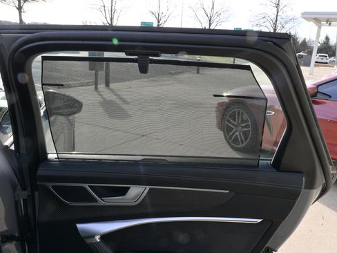 Used 2025 Audi RS 6 performance image 54