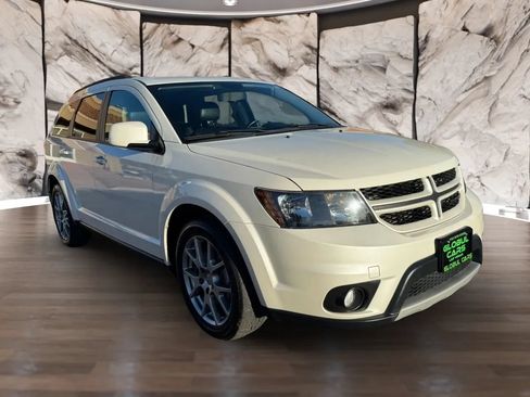 Used 2015 Dodge Journey R/T w/ Flexible Seating Group FWD image 4