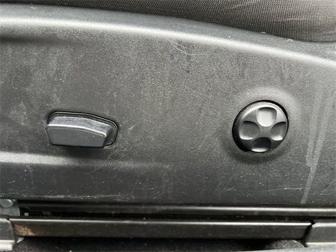 Used 2019 Dodge Challenger R/T w/ Driver Convenience Group image 12