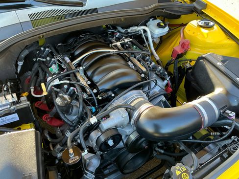 Used 2013 Chevrolet Camaro SS w/ RS Package image 23