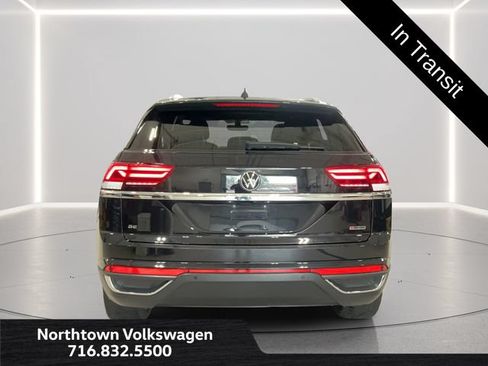 Used 2022 Volkswagen Atlas Cross Sport SE AWD/4WD image 4