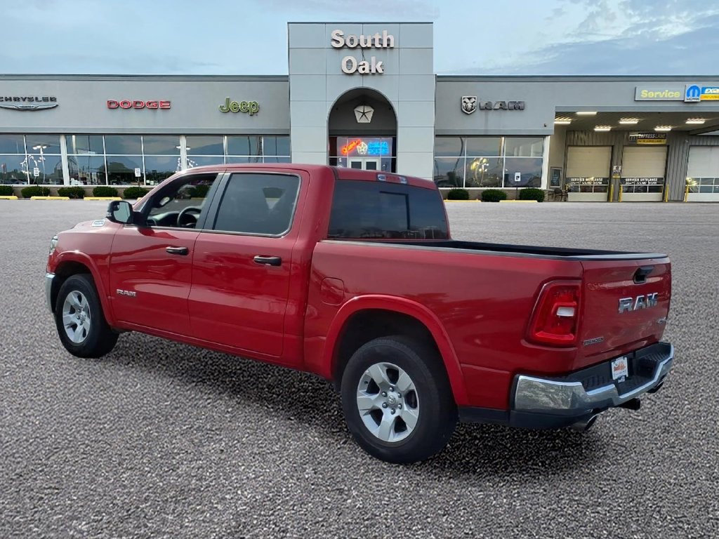 Used 2025 RAM 1500 Big Horn AWD/4WD image 3