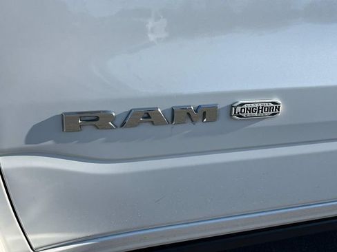 Used 2019 RAM 1500 Limited image 14