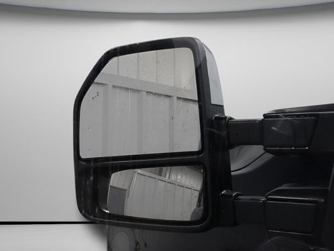 Used 2023 Ford F250 Platinum AWD/4WD image 26