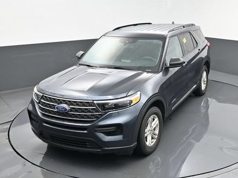 Used 2024 Ford Explorer XLT AWD/4WD image 22