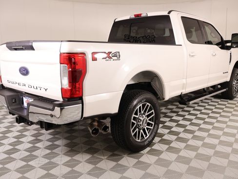 Used 2019 Ford F250 Lariat w/ Lariat Ultimate Package AWD/4WD image 22