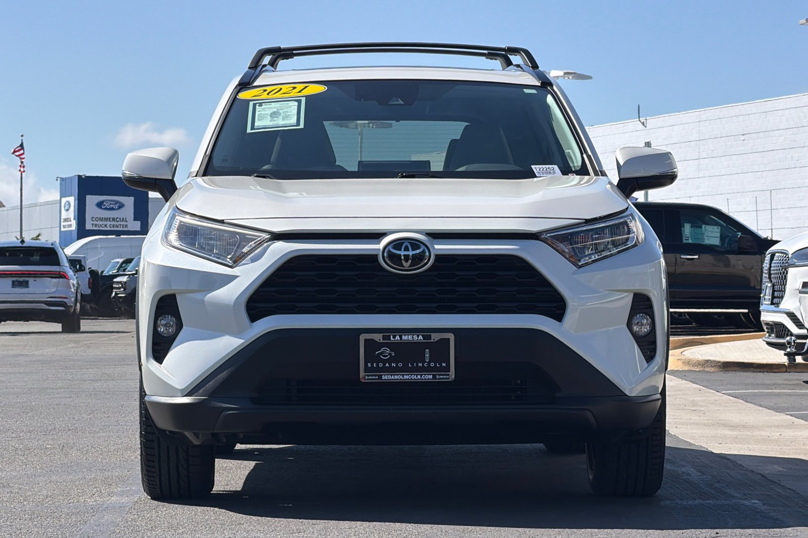 Used 2021 Toyota RAV4 XLE Premium FWD image 8
