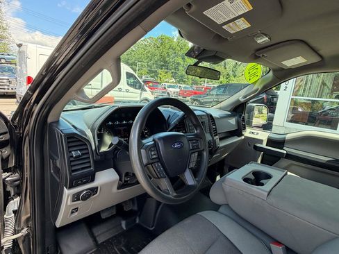 Used 2020 Ford F150 XL w/ Equipment Group 101A Mid AWD/4WD image 24