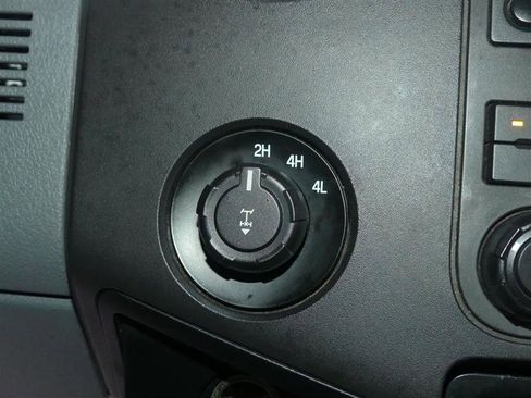 Used 2015 Ford F250 XL w/ Power Equipment Group image 28