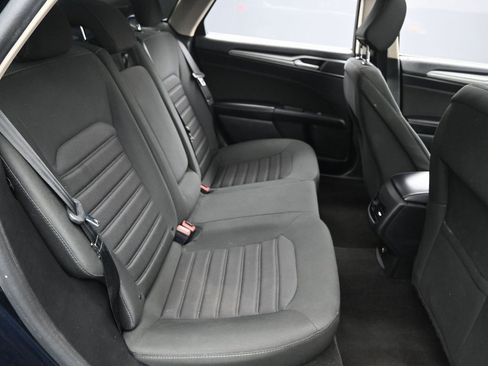 Used 2020 Ford Fusion SE image 34