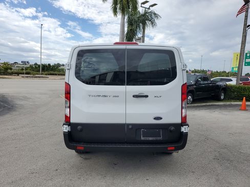 Used 2024 Ford Transit 350 XLT image 6