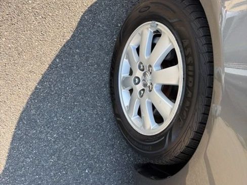 Used 2002 Toyota Camry XLE FWD image 15
