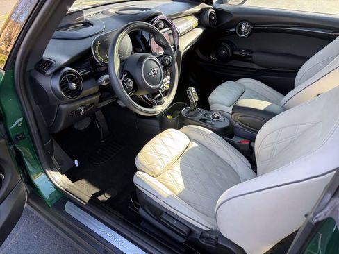 Used 2021 MINI Cooper SE w/ 8.8" Touchscreen Nav Package image 26