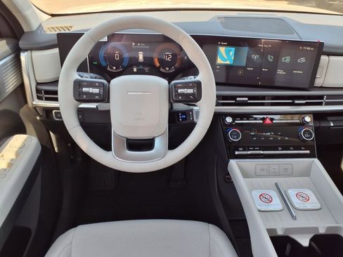 New 2026 Hyundai Santa Fe SE image 8