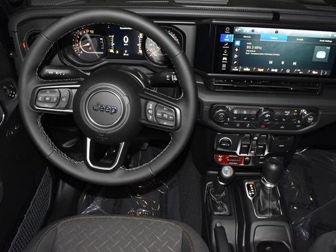 New 2026 Jeep Gladiator Mojave AWD/4WD image 10