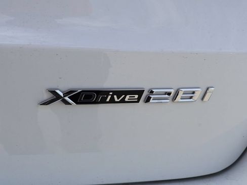 Certified 2025 BMW X1 xDrive28i w/ Technology Package AWD/4WD image 41