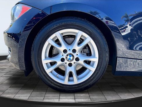 Used 2009 BMW 128i Convertible RWD image 35