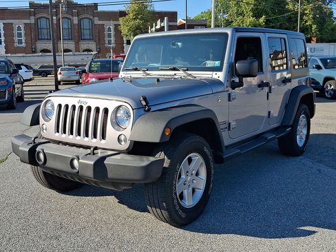 Used 2016 Jeep Wrangler Unlimited Sport w/ Quick Order Package 23S AWD/4WD image 3