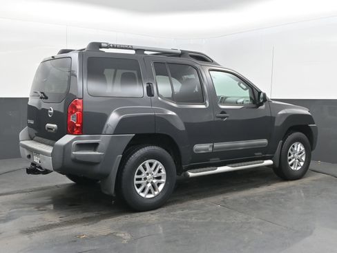 Used 2015 Nissan Xterra S image 7