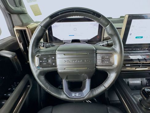 Used 2024 GMC Hummer EV 3X AWD/4WD image 17