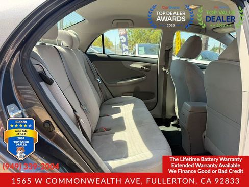 Used 2012 Toyota Corolla LE FWD image 22
