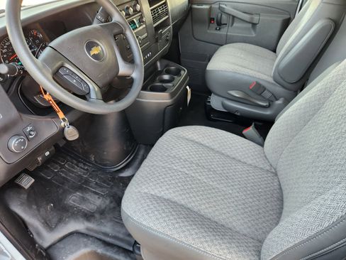 New 2025 Chevrolet Express 3500 w/ Power Convenience Package image 4