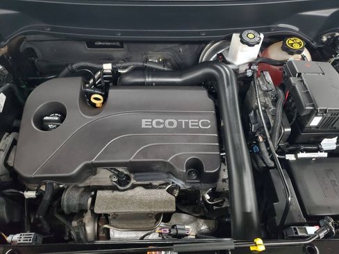 Used 2018 Chevrolet Equinox LT FWD image 4