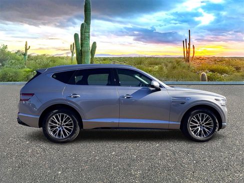 Used 2021 Genesis GV80 2.5T image 3